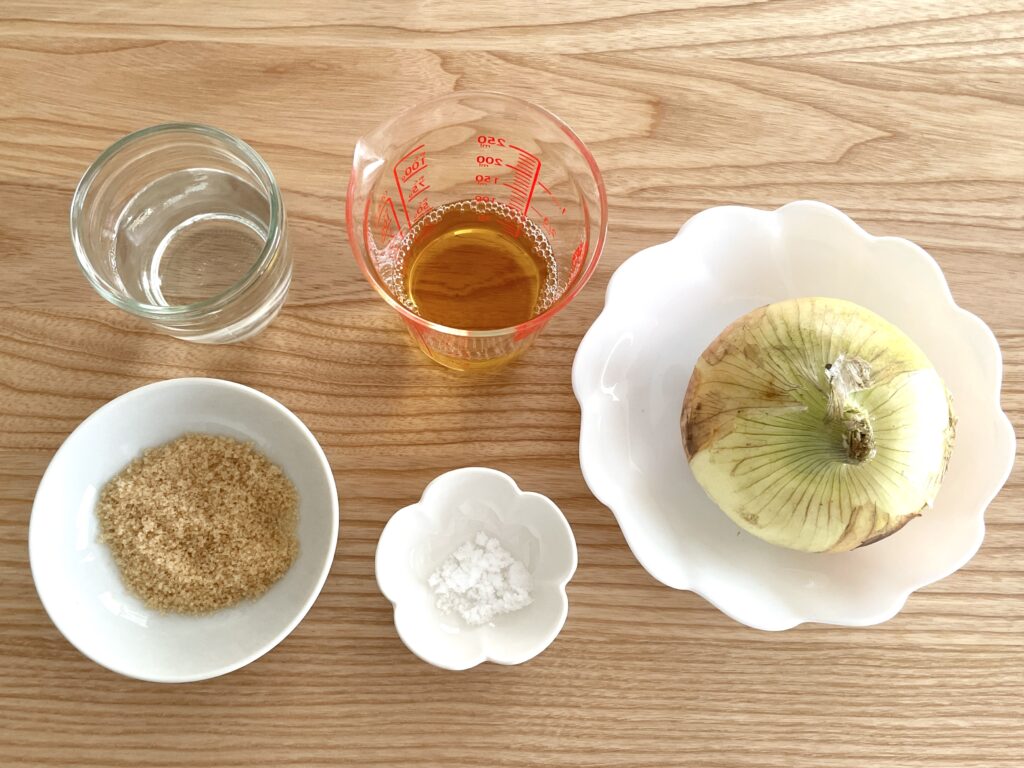 新玉ねぎのピクルス材料
