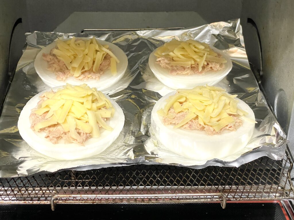 新玉ねぎのツナ&チーズのっけ焼き