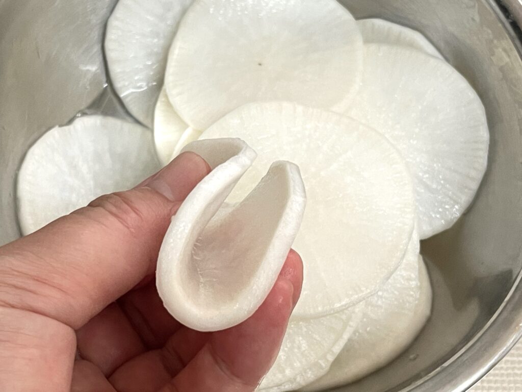 だいこんをしんなりさせる